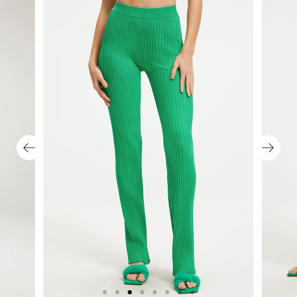 Good American Ribbed Flare Pant